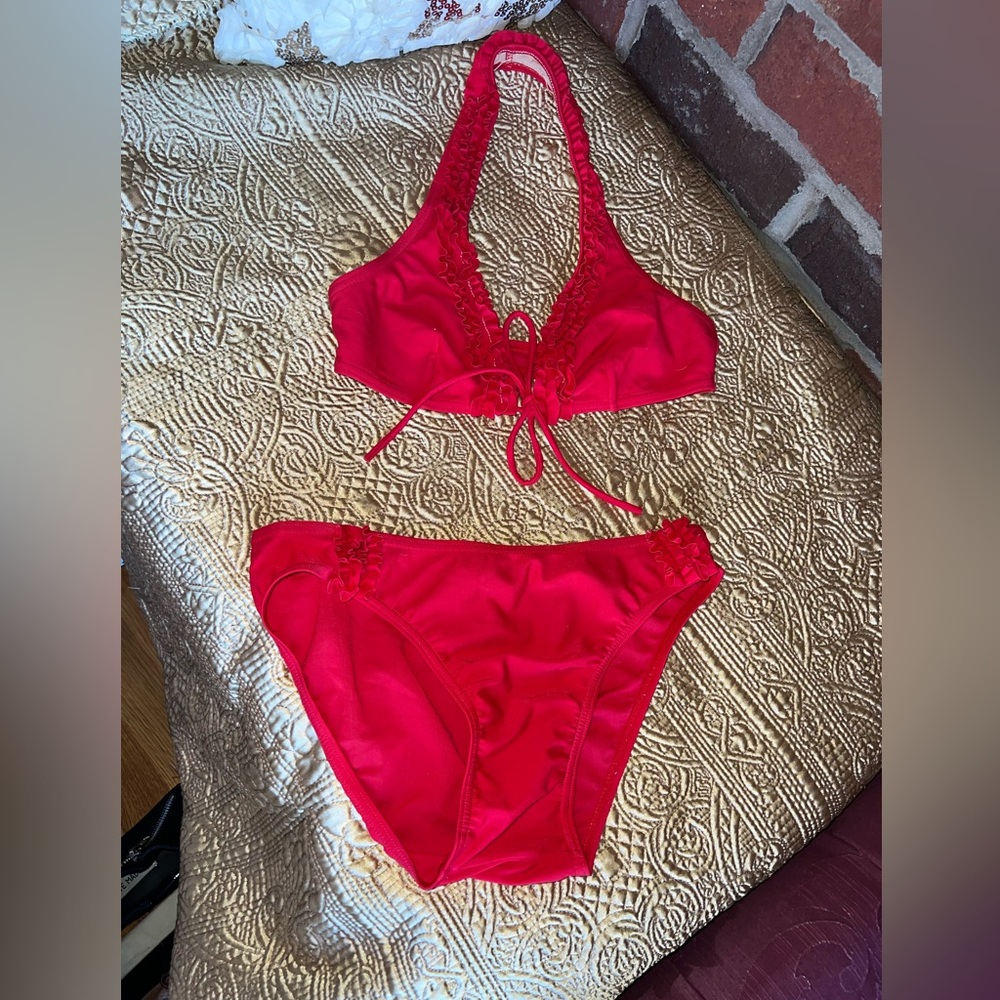Tomato red ruffled bikini